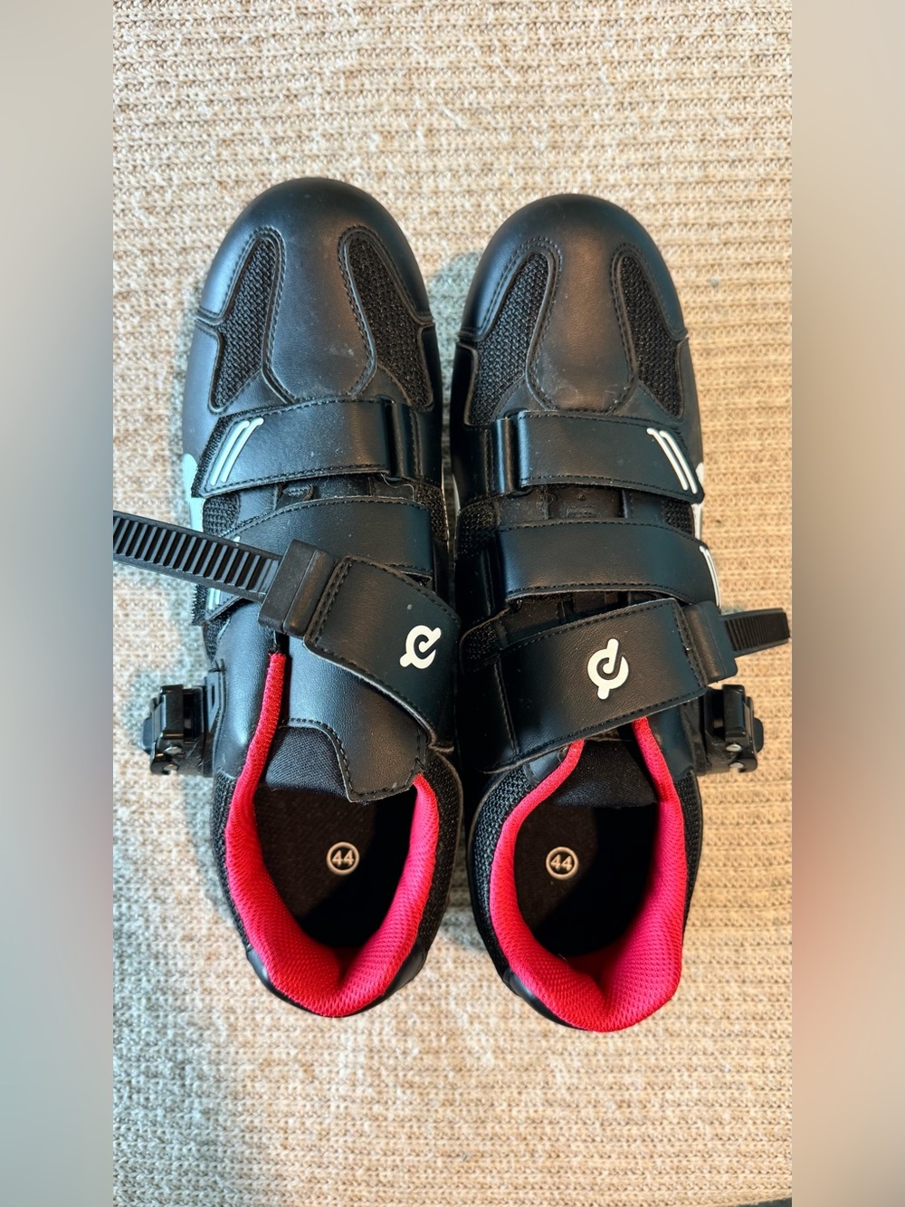 Like New Peloton Men’s Black cycling shoes Sz10.5 (44)